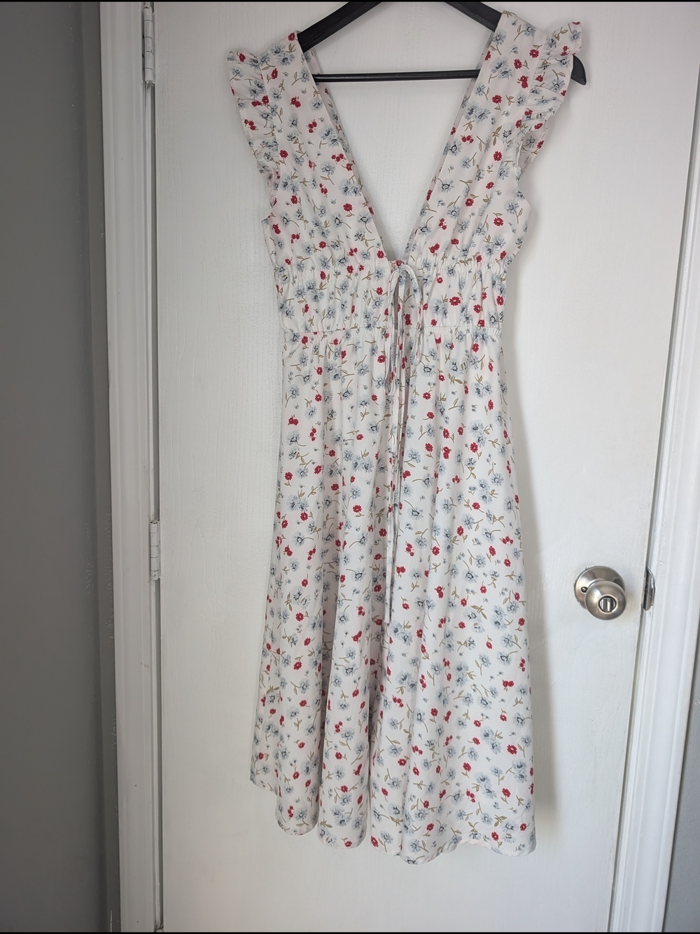 White Floral V-Neck Midi Dress with Ruffle Straps